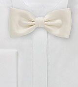 Pre Tied Bow Tie in Light Cream
