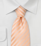 Elegant Mens Tie in Pastel-Peach