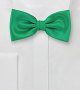 Bright Emerald Green Bow Tie