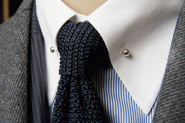 navy-knit-necktie-collar-bar