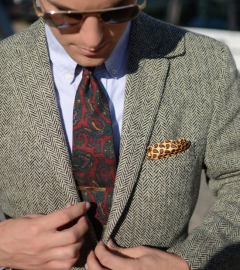 paisley-tie-harris-tweed