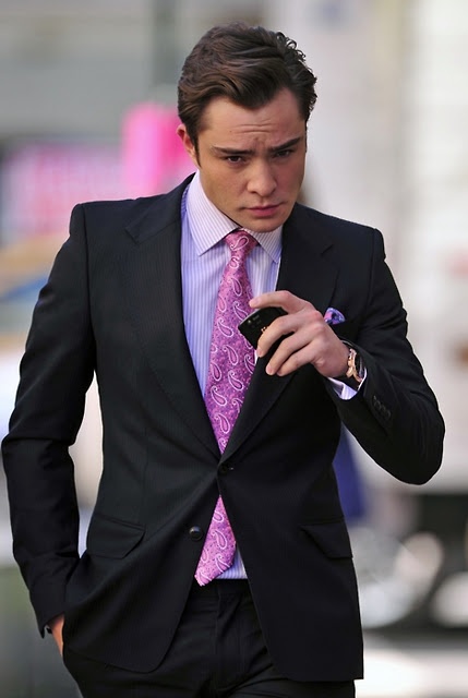 pink-paisley-tie pink-paisley-tie
